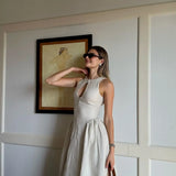 Sara - Elegant Midi Dress