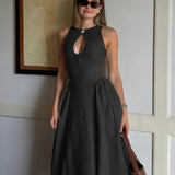 Sara - Elegant Midi Dress
