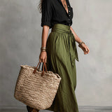 Vera – Two-piece set: black top and olive green midi skirt